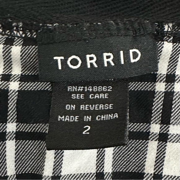 Torrid Black White Plaid Flannel Lace-Up Pockets Long Sleeves Shirt, Size 2X - Picture 10 of 11